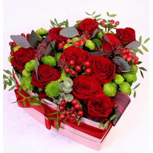 Needless to say - Heart-shaped flower box with red roses L